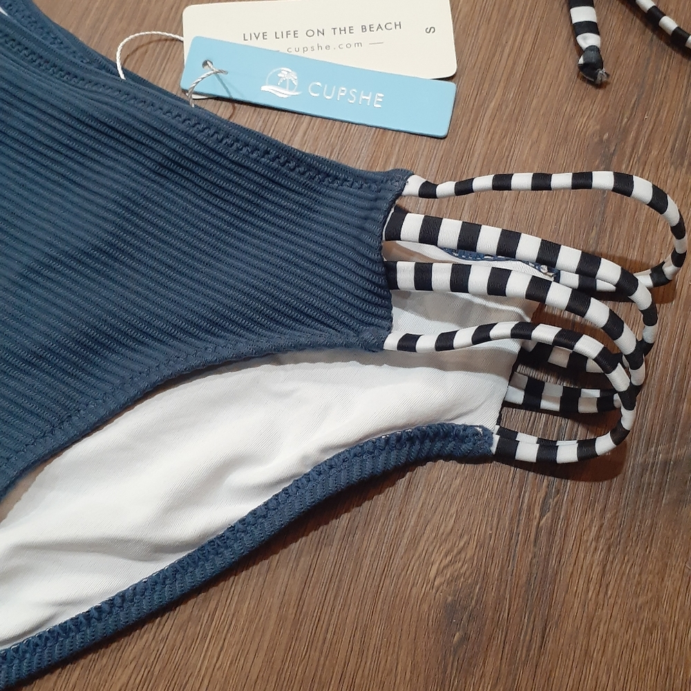 Strappy Blue Ribbed Bikini - Picture 8 of 8